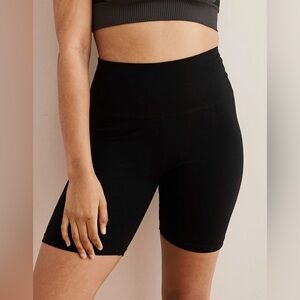Aerie brand Women’s Chill Play Move Black Bike shorts size large cotton causal
